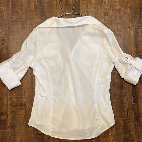 White Blouse Gold Buttons Size Small - Picture 6 of 6